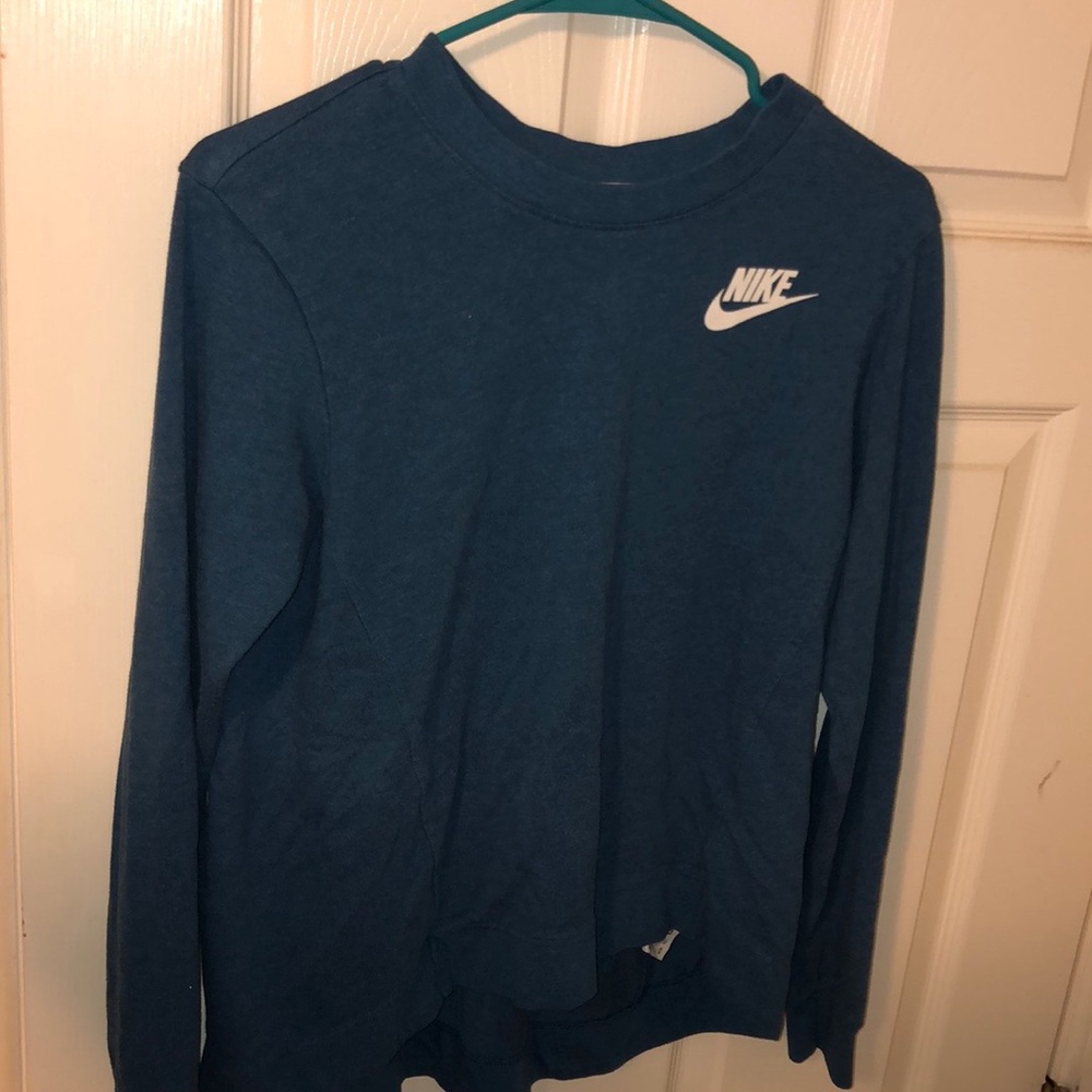 Women’s Nike blue crewneck